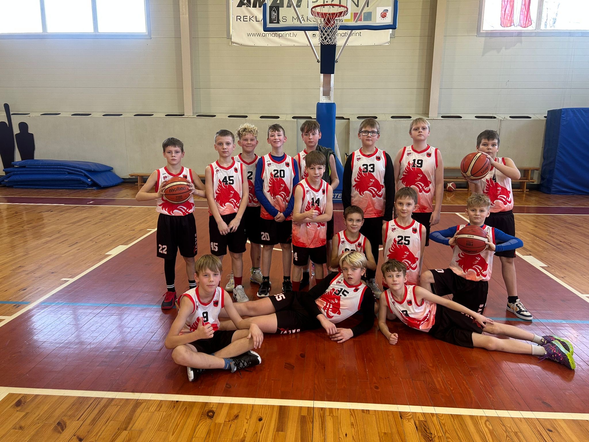 2457d4fe 4e3f 4ec3 a791 1e04f726321d 7784f